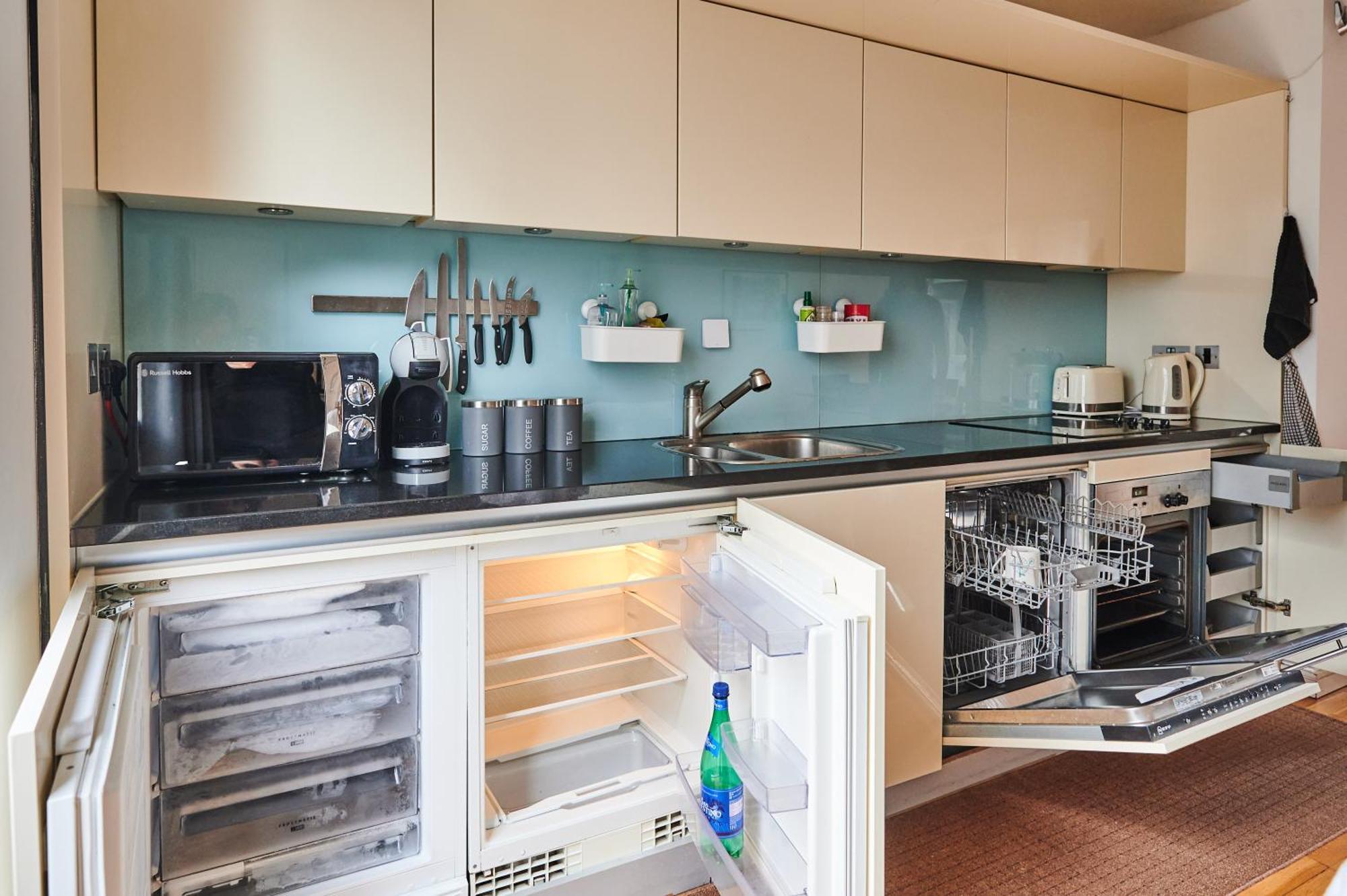 Bright 2 Bedroom Flat In Old Street With Balcony London Exterior foto