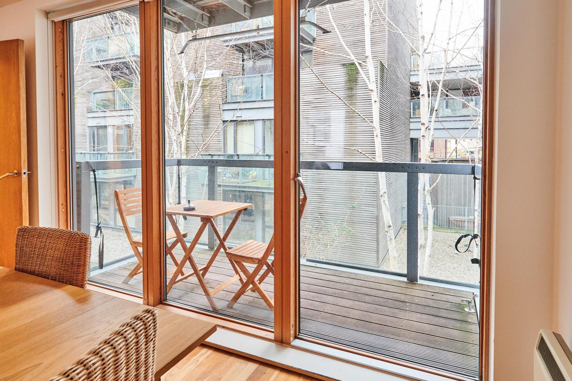 Bright 2 Bedroom Flat In Old Street With Balcony London Exterior foto